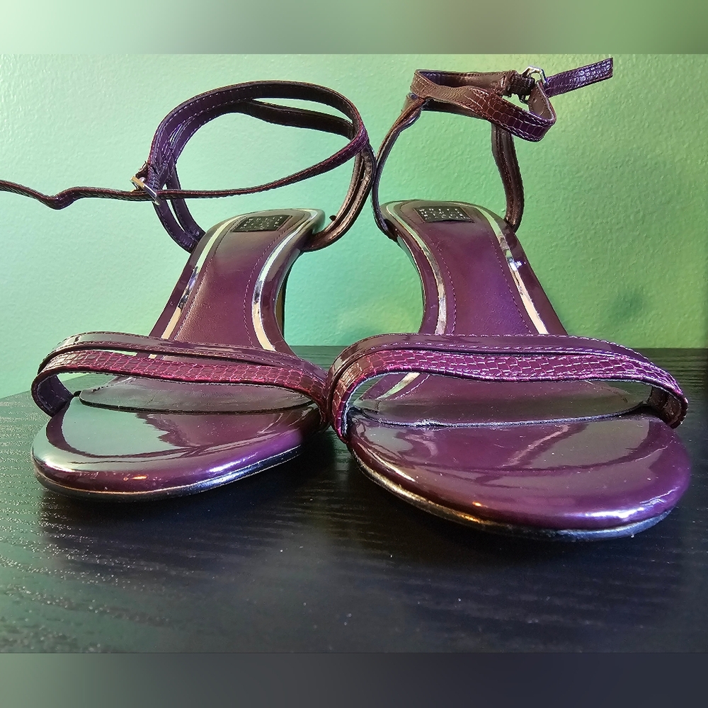 WHBM Plum Purple Sandal Texture Strappy Heels Women's Size 7.5 - Picture 6 of 14